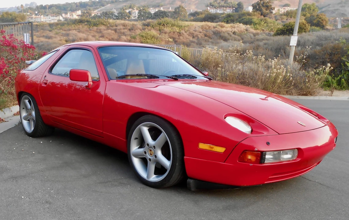 1987 Porsche 928 S4 - Image 8 of 31