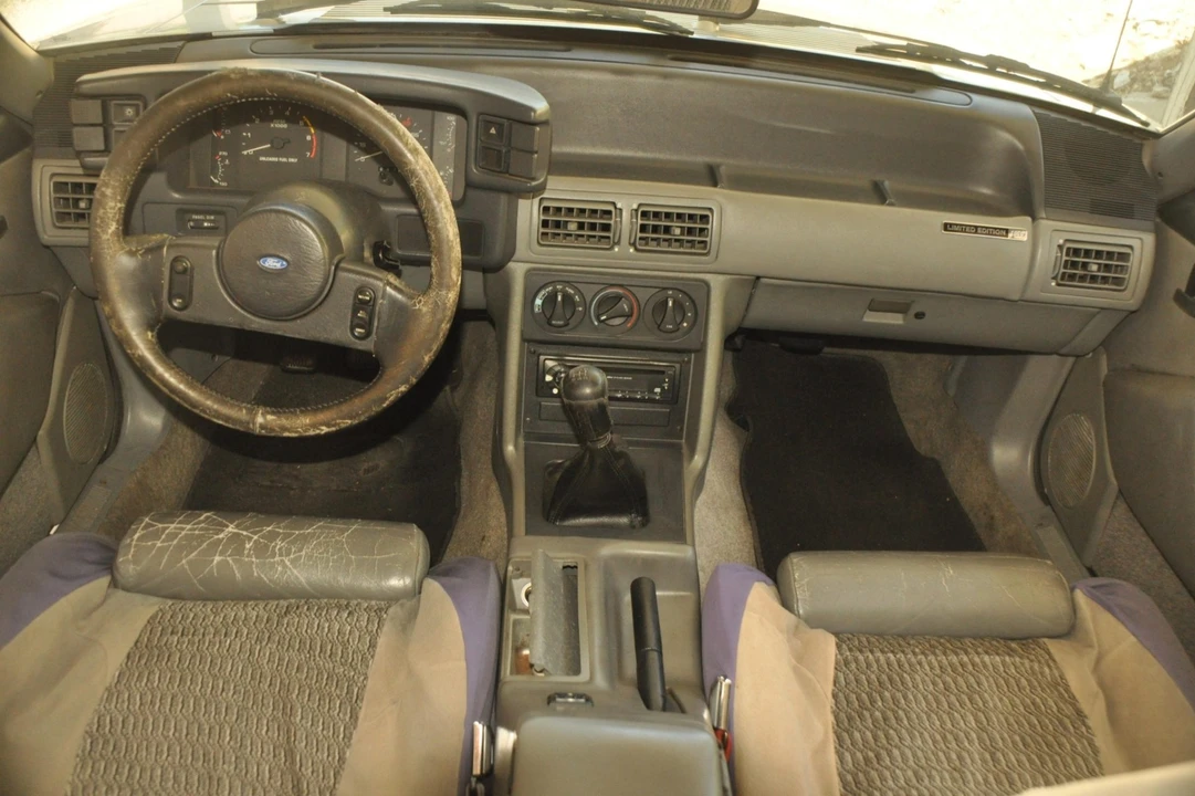 1988 Ford Mustang 3rd Gen - Image 6 of 8