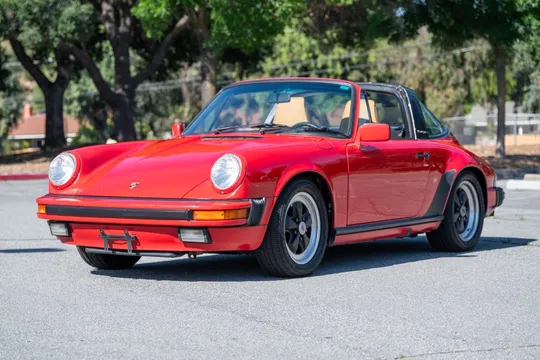 1988 Porsche 911 Carrera Targa