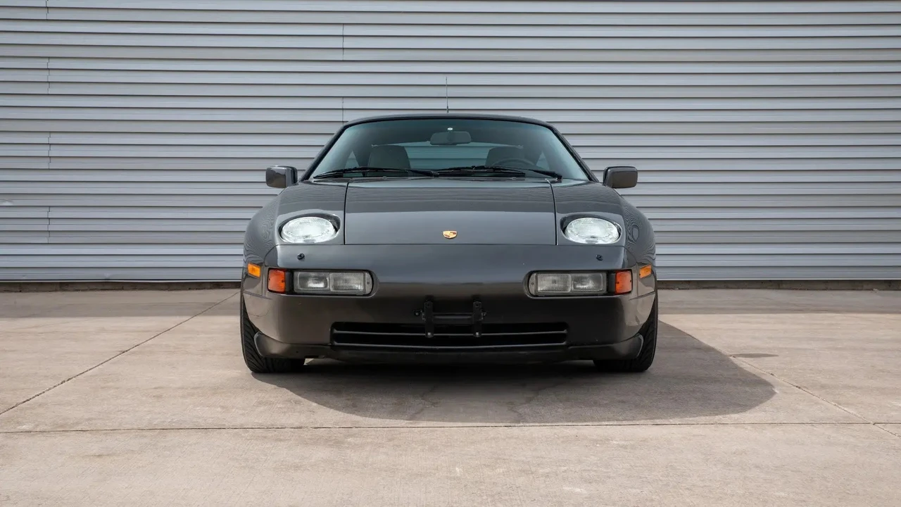 1989 Porsche 928 GT - Image 3 of 31