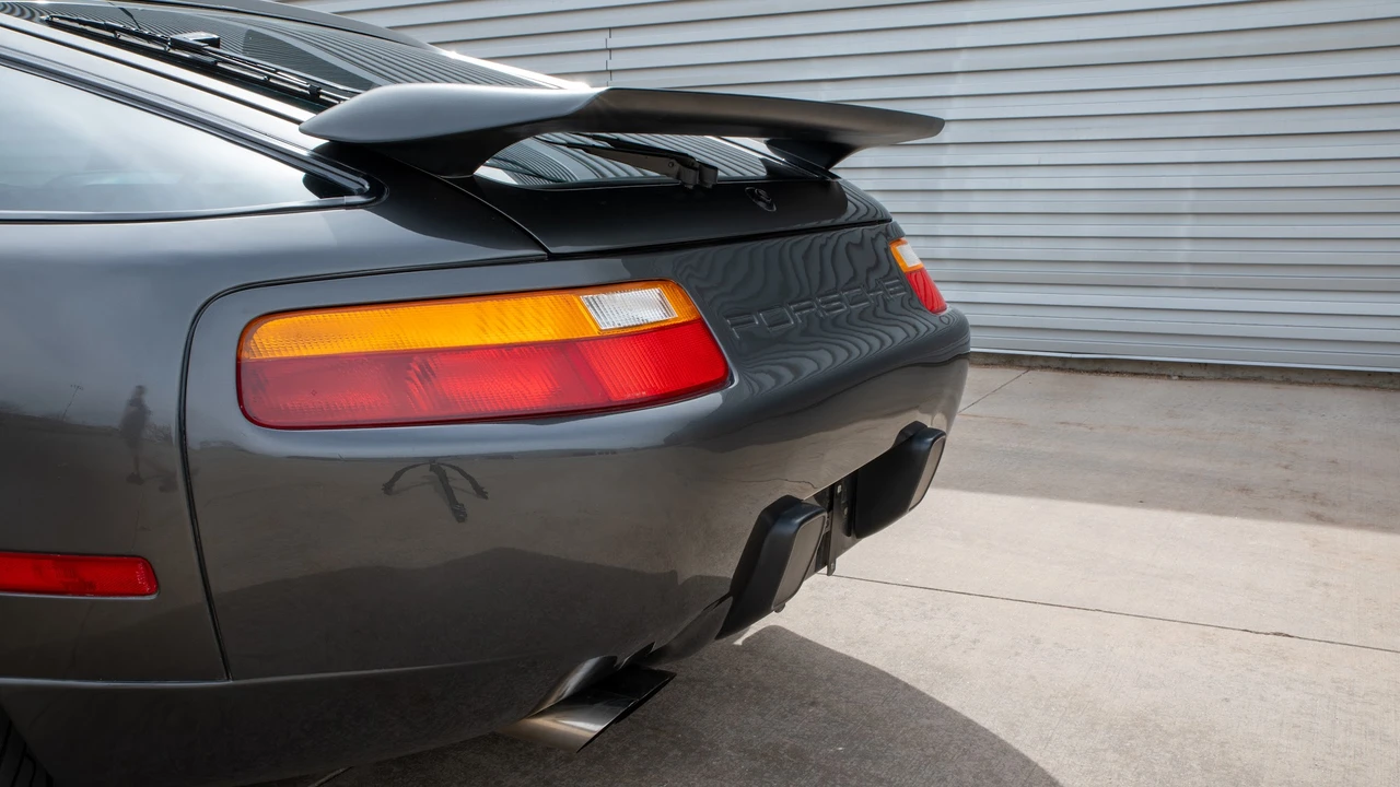 1989 Porsche 928 GT - Image 16 of 31