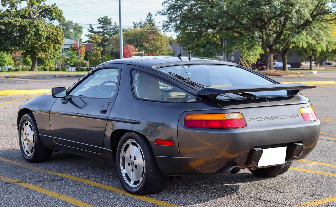 1989 Porsche 928 S4 - Image 3 of 6