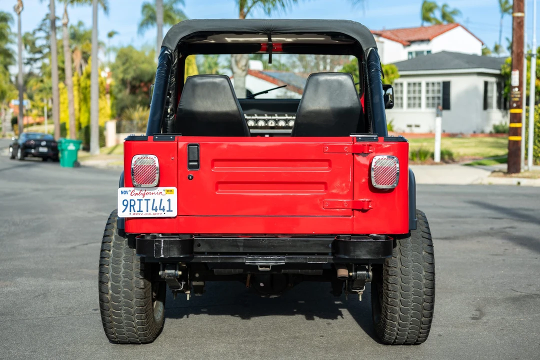 1990 Jeep YJ Wrangler - Image 8 of 31