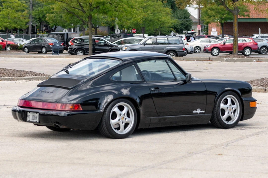 1990 Porsche 964 Carrera 4 - Image 11 of 31