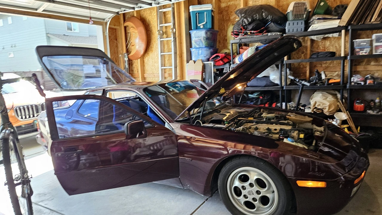 1990 Porsche 944 S2 - Image 16 of 31