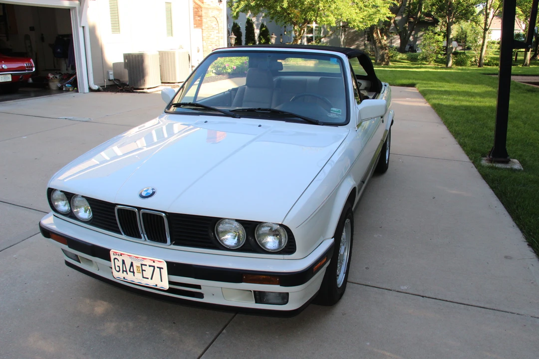 1991 BMW E30 3 Series - Image 2 of 31