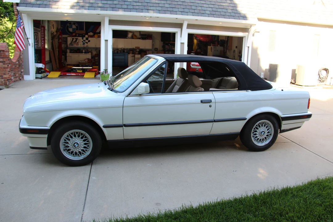 1991 BMW E30 3 Series - Image 4 of 31