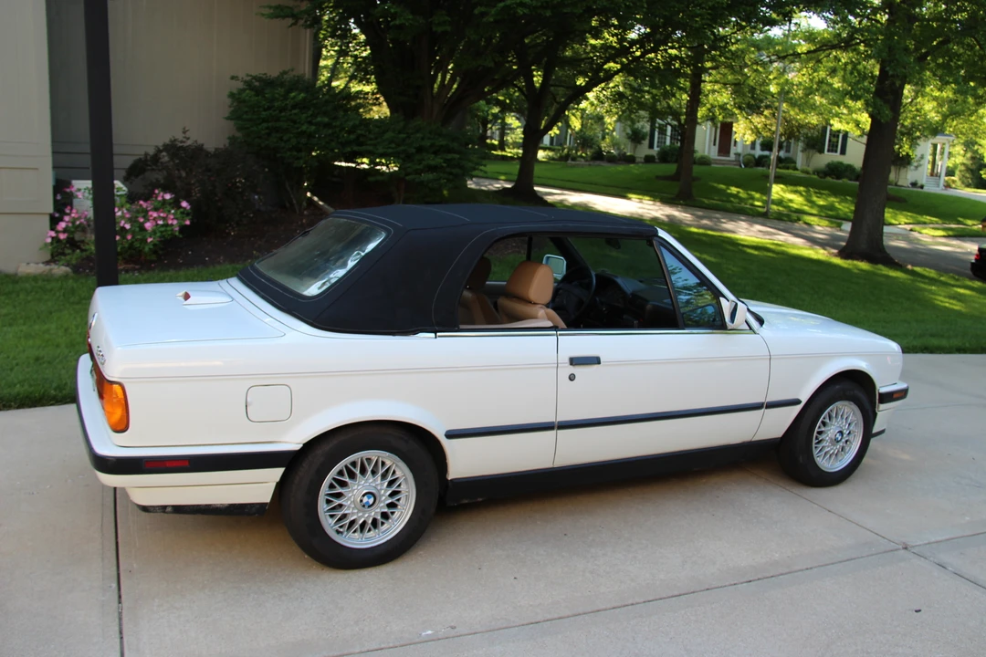 1991 BMW E30 3 Series - Image 9 of 31