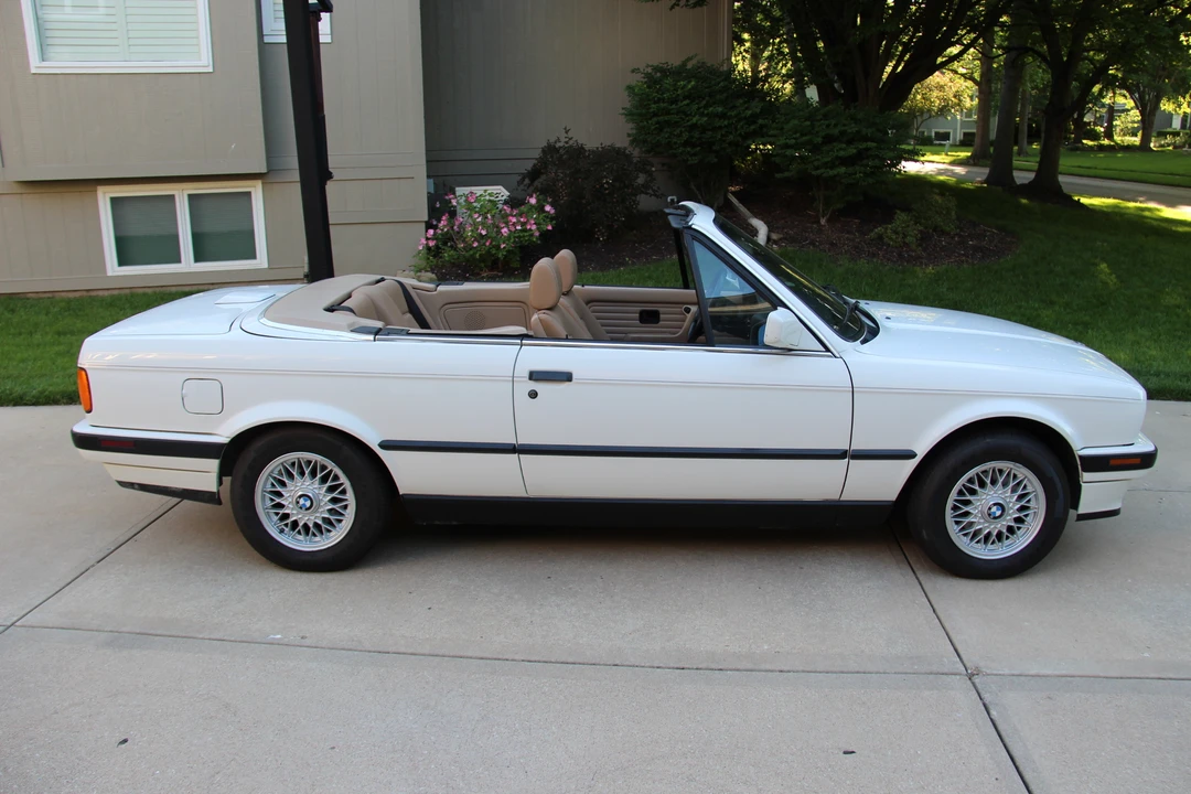1991 BMW E30 3 Series - Image 28 of 31