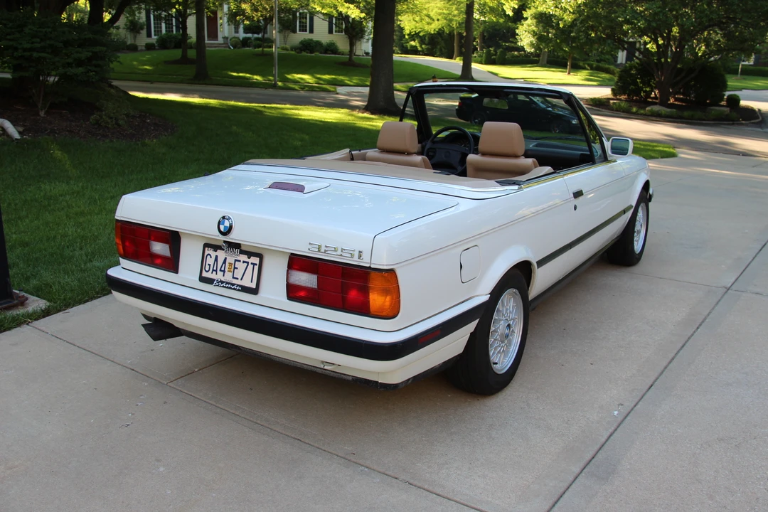 1991 BMW E30 3 Series - Image 25 of 31