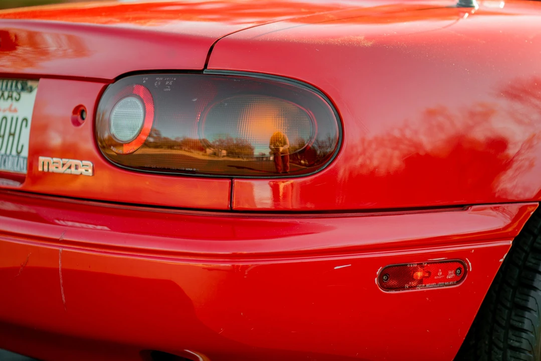 1991 Mazda NA MX-5 Miata - Image 21 of 31