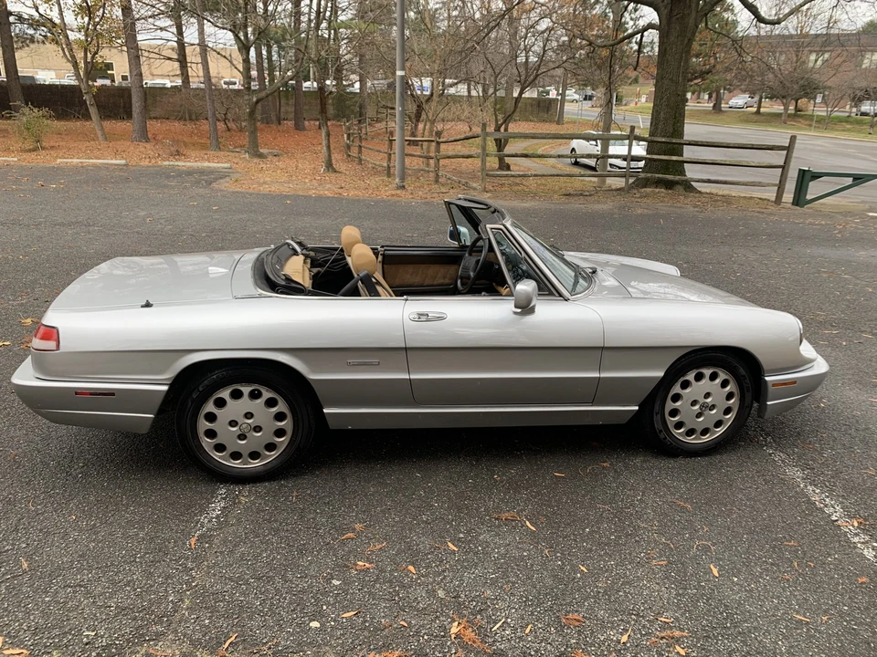 1992 Alfa Romeo Series 4 - Image 9 of 31