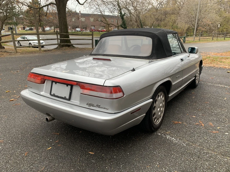 1992 Alfa Romeo Series 4 - Image 11 of 31