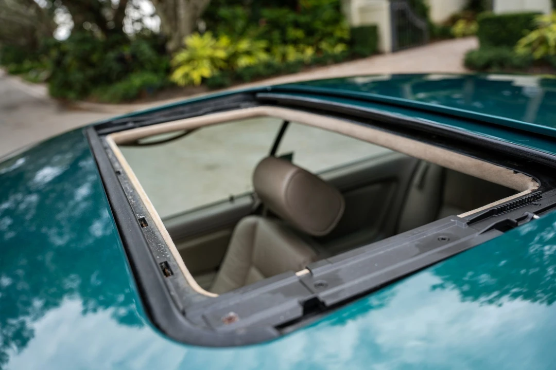1993 BMW E31 850i & 850Ci - Image 17 of 31
