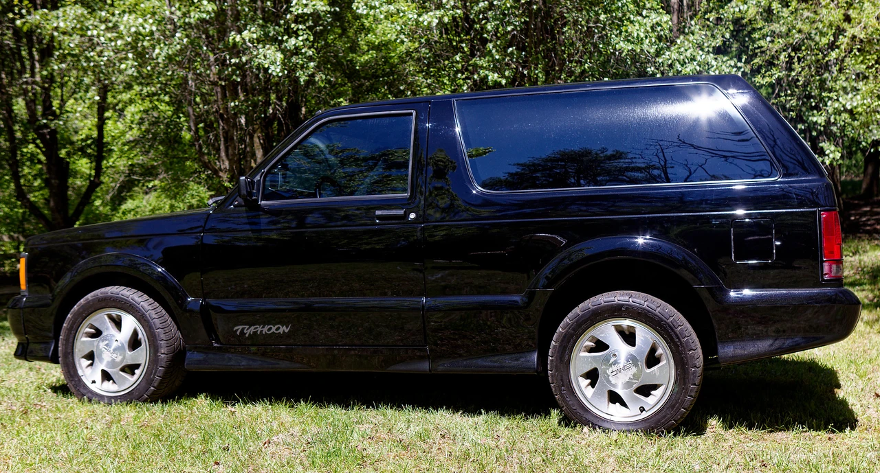 1993 GMC Syclone - Image 28 of 31