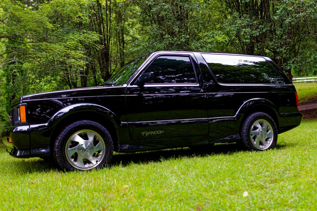 1993 GMC Syclone - Image 5 of 31