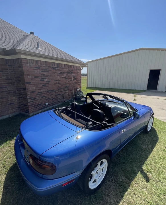 1994 Mazda NA MX-5 Miata - Image 6 of 31