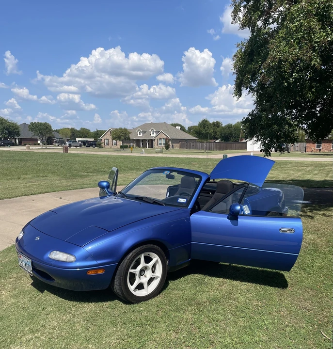 1994 Mazda NA MX-5 Miata - Image 2 of 31