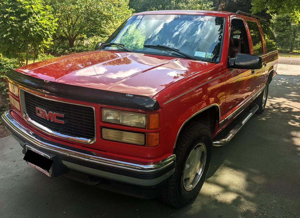 1995 GMC Suburban 8th Gen - Image 27 of 31