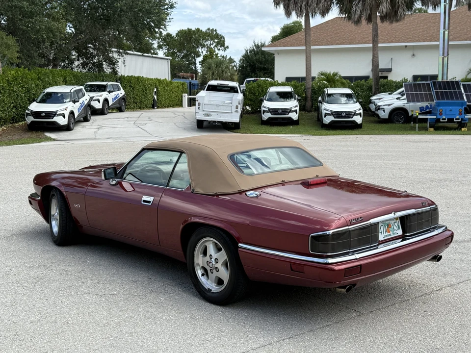 1995 Jaguar XJS Convertible - Image 10 of 31