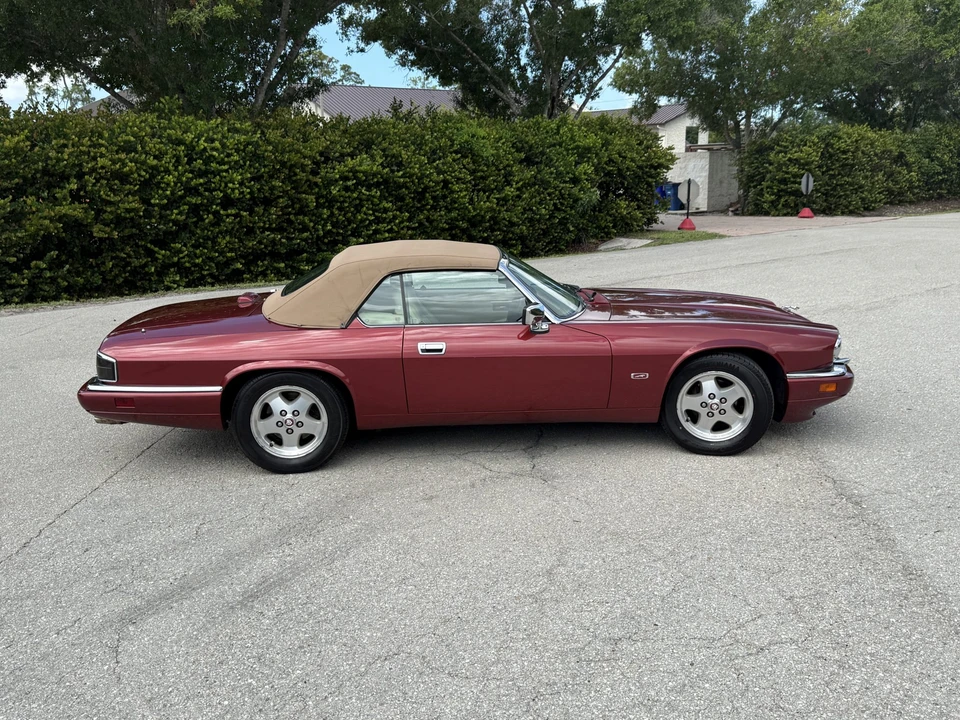 1995 Jaguar XJS Convertible - Image 25 of 31