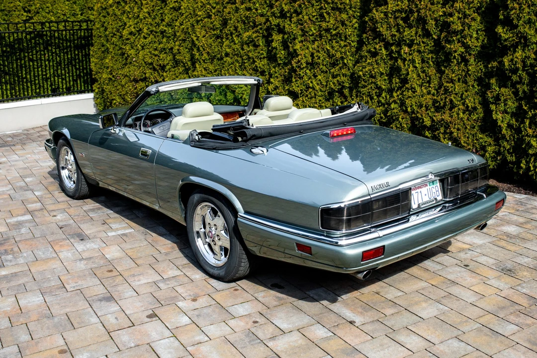 1995 Jaguar XJS Convertible - Image 12 of 31