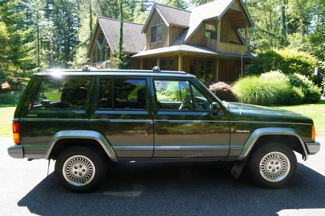 1996 Jeep XJ Cherokee - Image 13 of 31