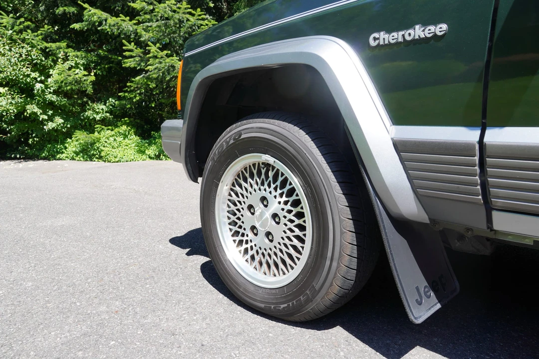 1996 Jeep XJ Cherokee - Image 29 of 31