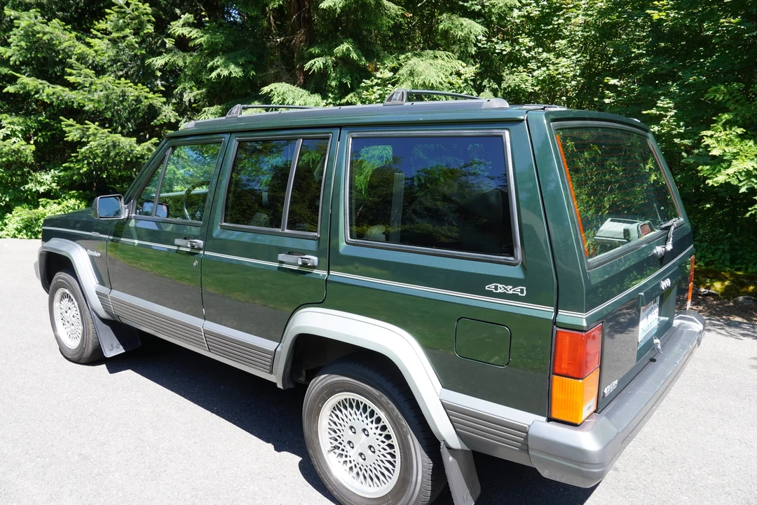 1996 Jeep XJ Cherokee - Image 26 of 31