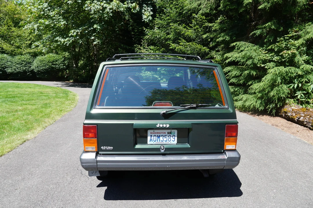 1996 Jeep XJ Cherokee - Image 19 of 31