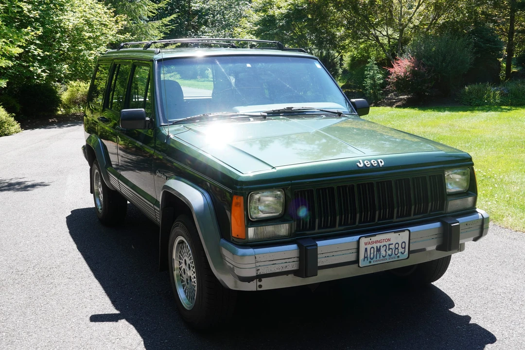 1996 Jeep XJ Cherokee - Image 9 of 31