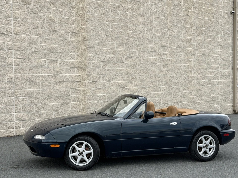 1996 Mazda NA MX-5 Miata - Image 5 of 31