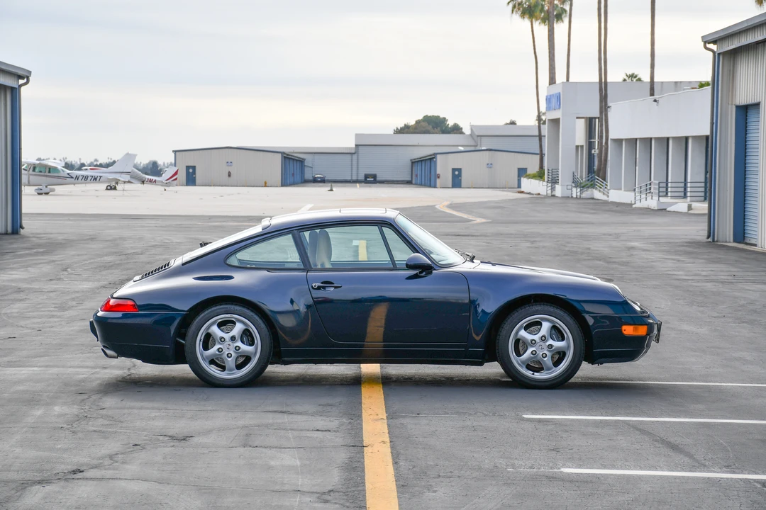 1996 Porsche 993 Carrera - Image 10 of 31