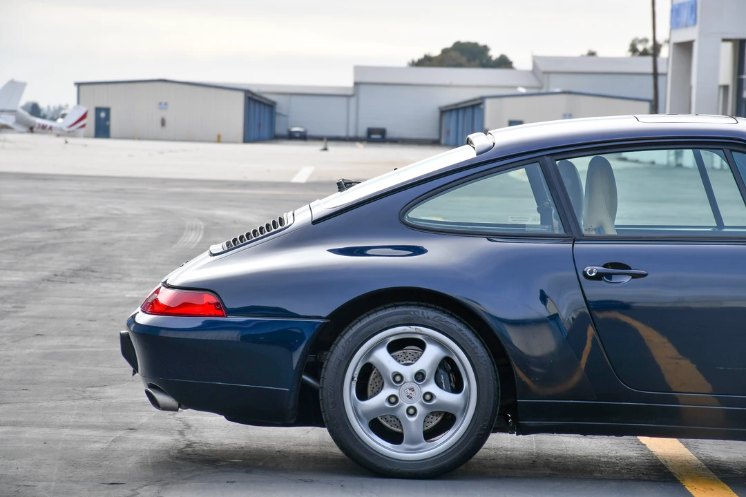 1996 Porsche 993 Carrera - Image 16 of 31