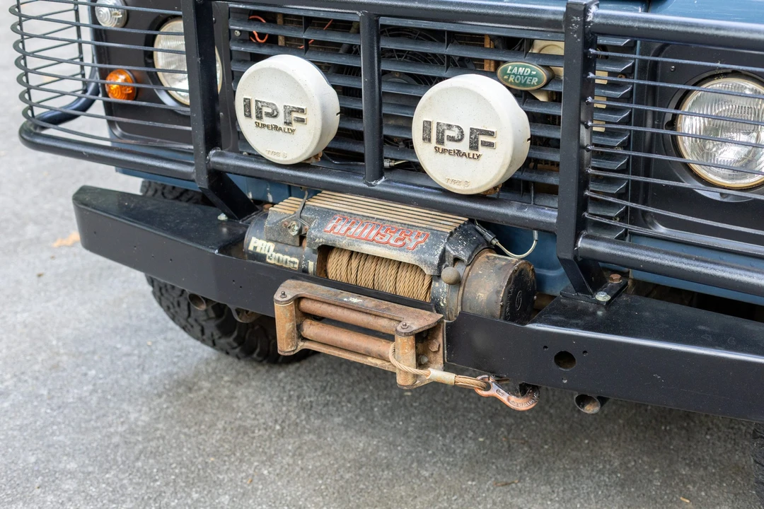 1997 Land Rover Defender 110 - Image 13 of 31