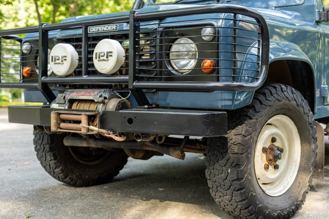 1997 Land Rover Defender 110 - Image 12 of 31