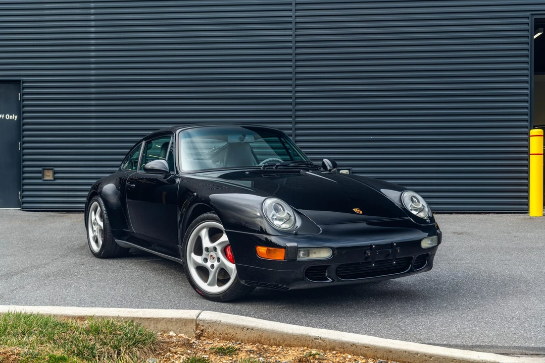 1997 Porsche 993 Carrera 4S - Image 14 of 31