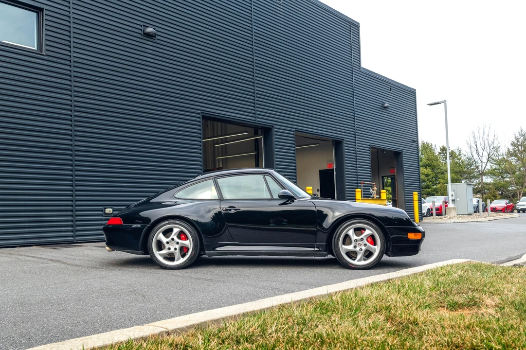 1997 Porsche 993 Carrera 4S - Image 16 of 31