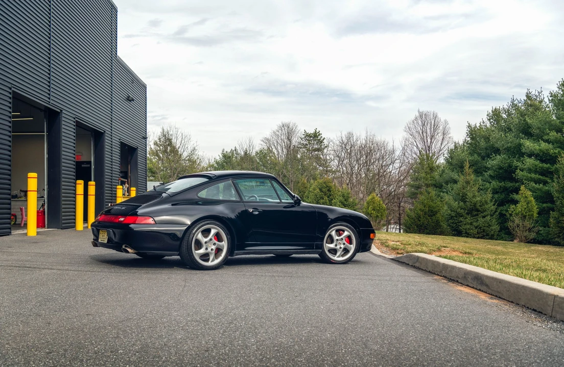 1997 Porsche 993 Carrera 4S - Image 22 of 31