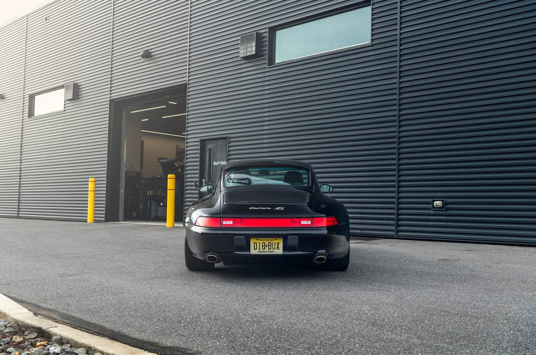 1997 Porsche 993 Carrera 4S - Image 24 of 31