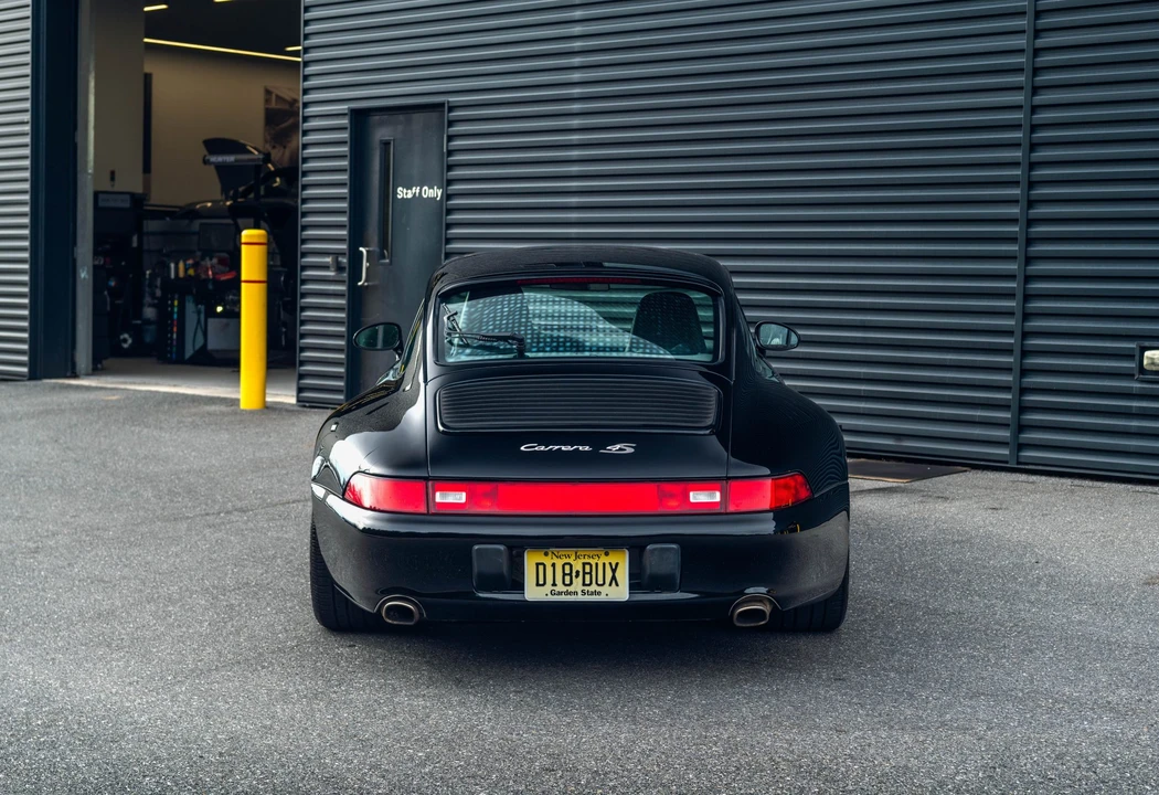 1997 Porsche 993 Carrera 4S - Image 25 of 31
