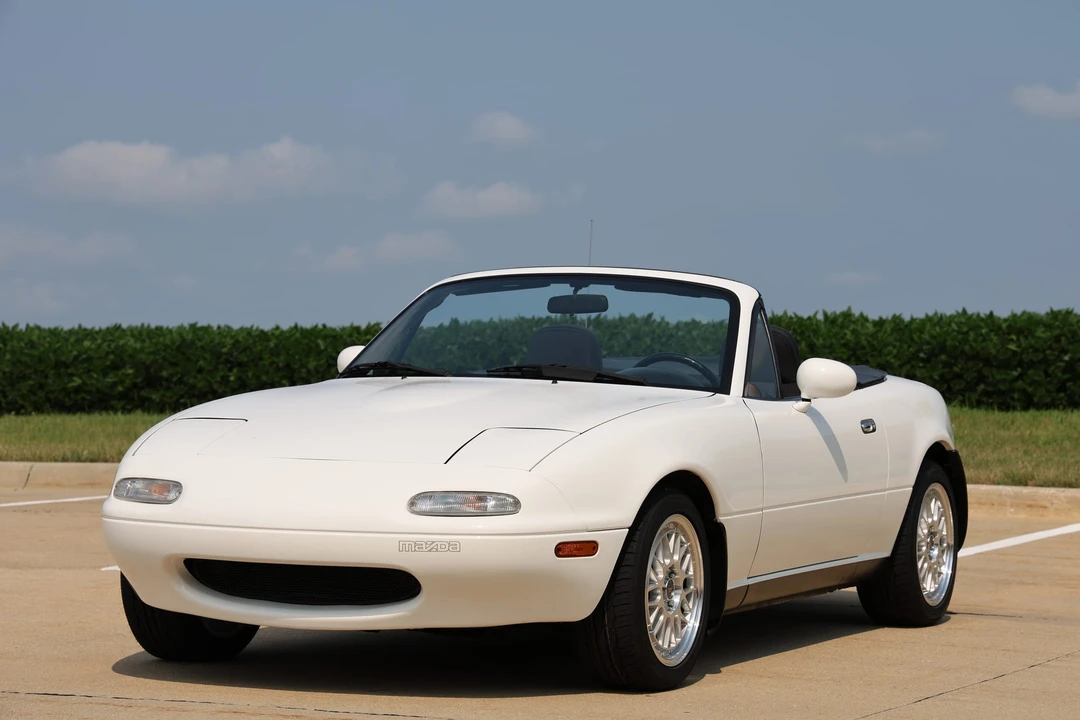 1990 Mazda NA MX-5 Miata - Image 14 of 31