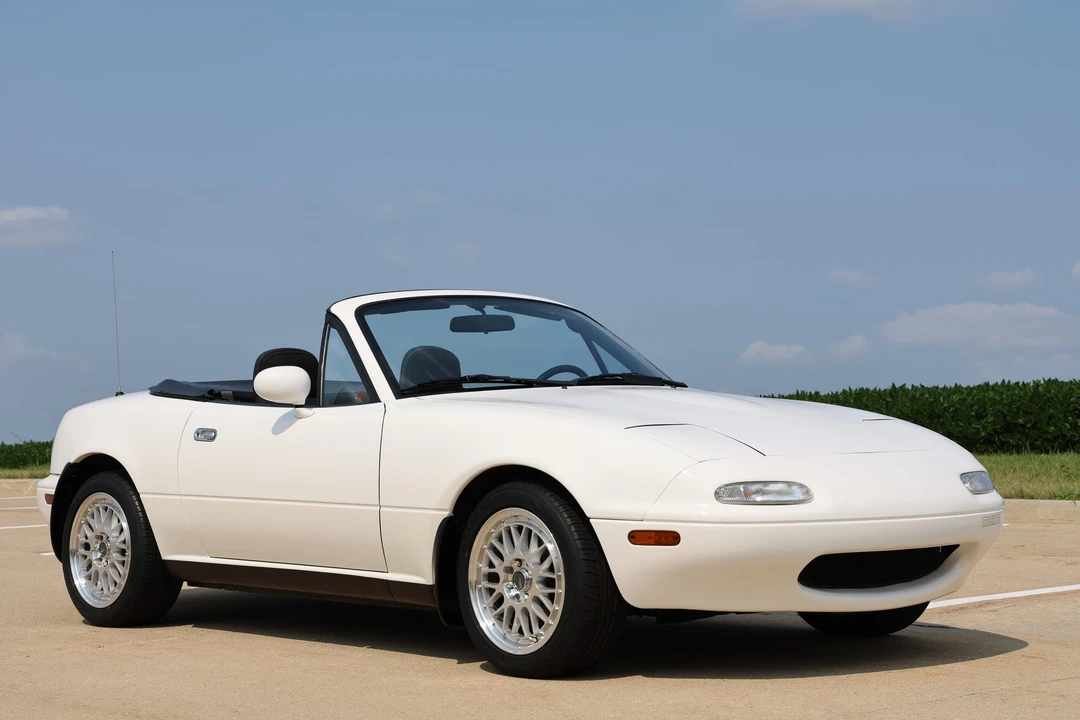 1990 Mazda NA MX-5 Miata - Image 3 of 31