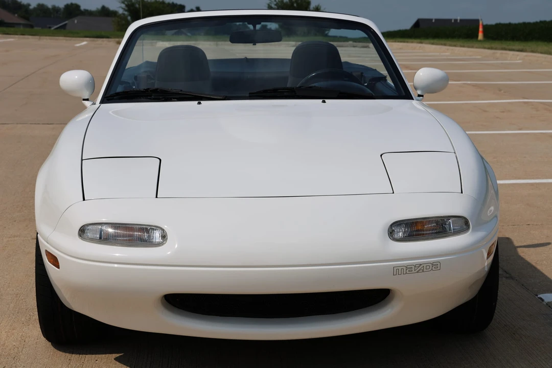 1990 Mazda NA MX-5 Miata - Image 10 of 31