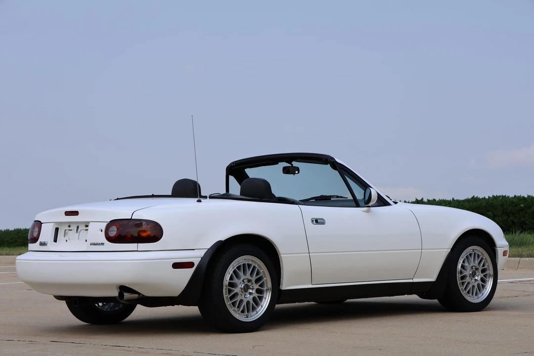 1990 Mazda NA MX-5 Miata - Image 30 of 31