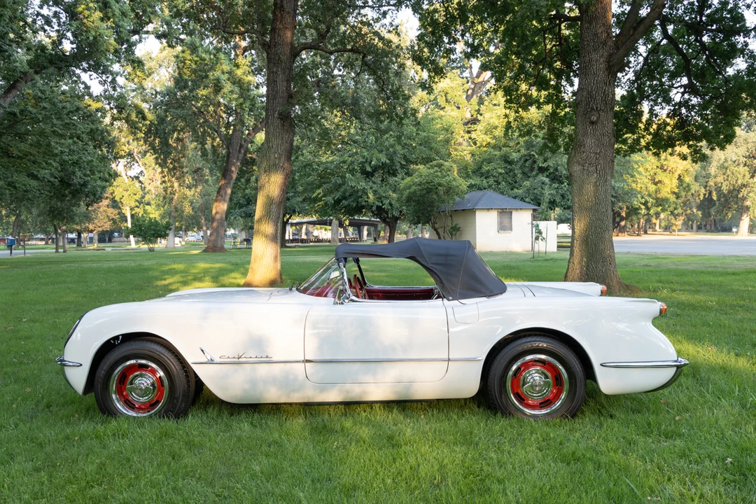 Chevrolet Corvette C1 - Image 3 of 31