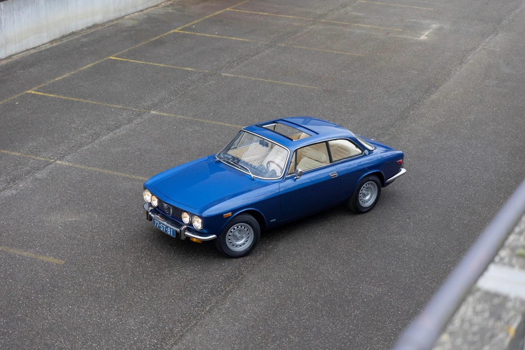 Alfa Romeo 2000 GT Veloce - Image 25 of 31