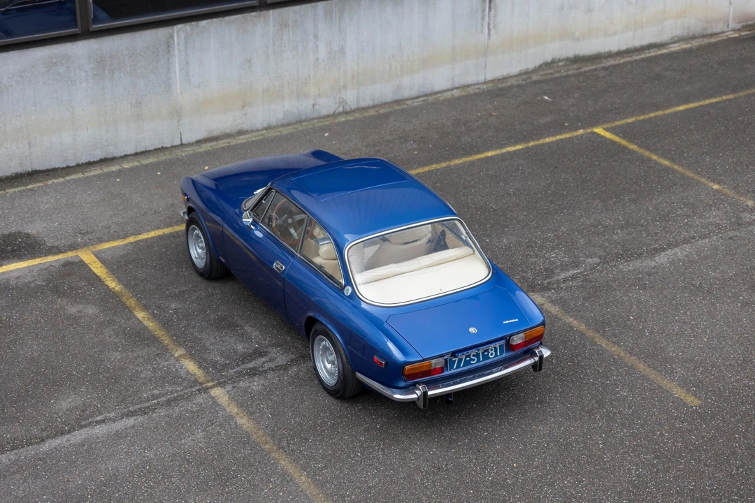 Alfa Romeo 2000 GT Veloce - Image 19 of 31