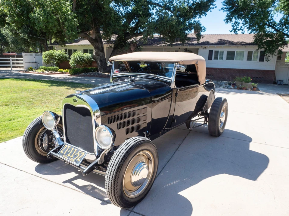 Ford Model A - Image 2 of 31