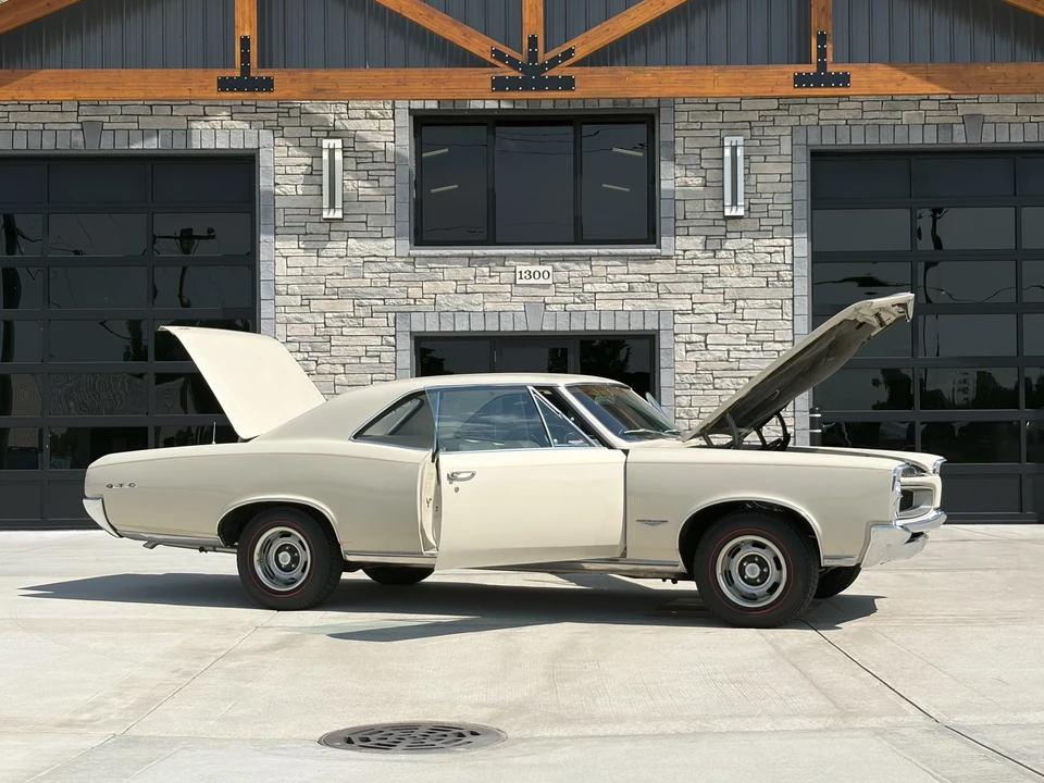 1966 Pontiac GTO 1st Gen - Image 16 of 31